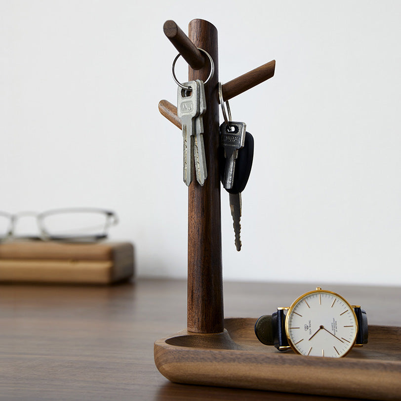 Koeda – Japandi Wooden Key Tray, Tree Branch Jewelry Holder