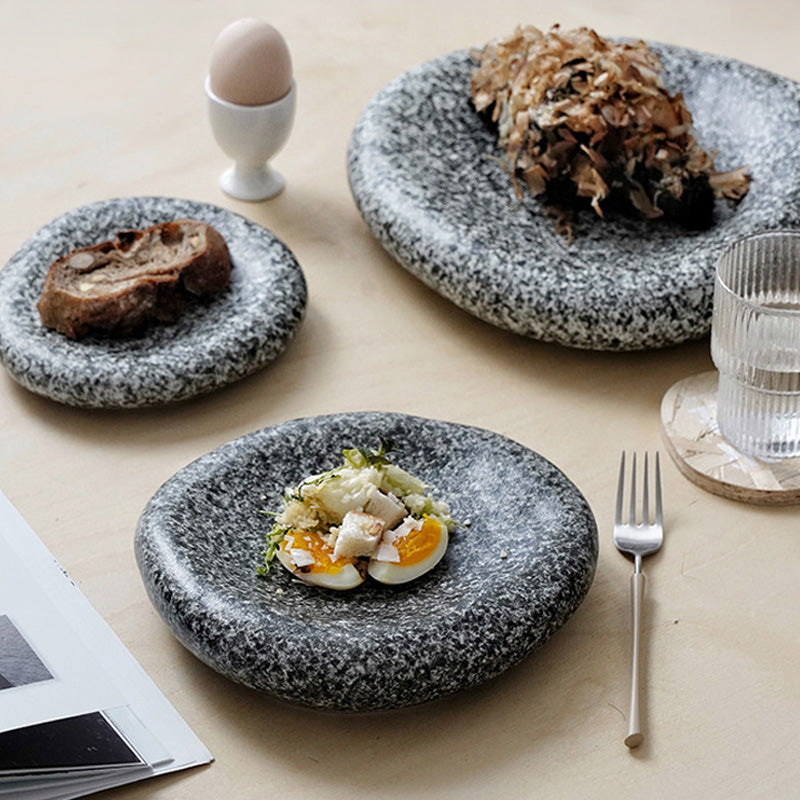 Tsuchi – Japanese Porcelain Dinner Plate, Modern Wabi-Sabi Design
