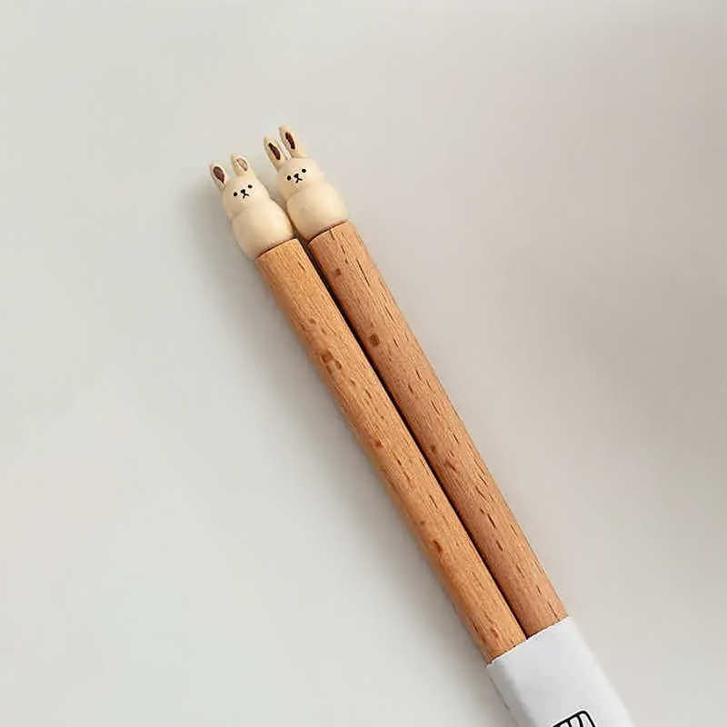 Momosuke – Japanese Wooden Chopsticks, Pet Sculpture Design