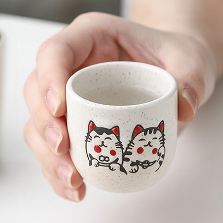 Fuku – Japanese Sake Set with Hand-Painted Motifs, Traditional Ceramic Bottle & Cups