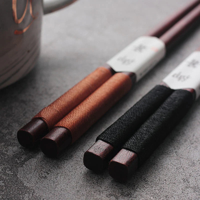 Takumi – Traditional Japanese Chopsticks with Minimalist Wooden Storage Box