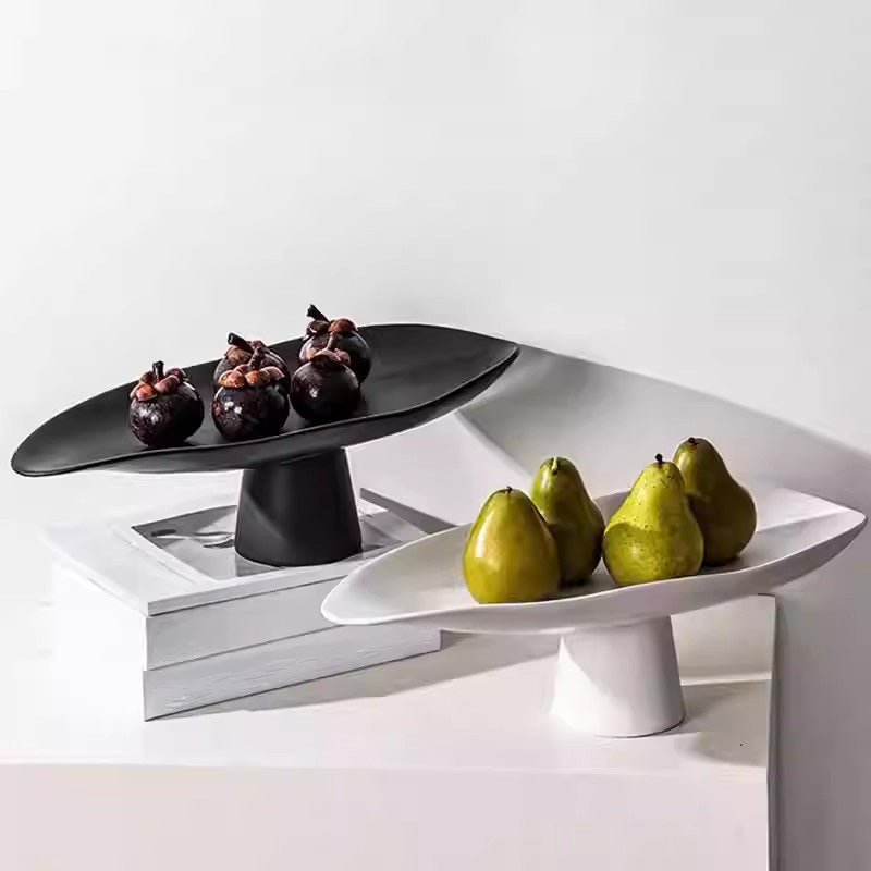 Kuroba – Japanese Decorative Pedestal Tray, Resin Fruit Bowl Decor