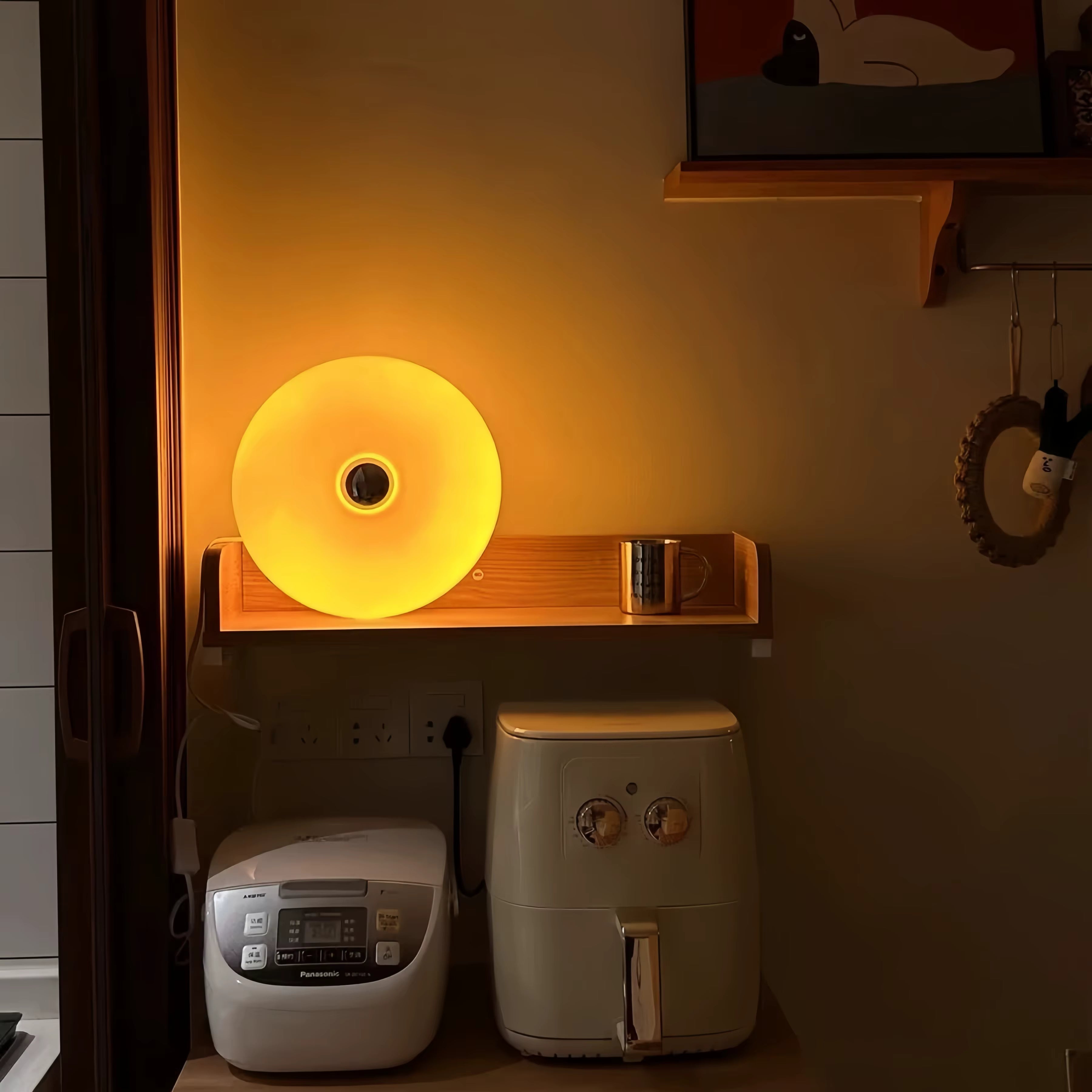 Maru – Japandi Style Table Lamp, Modern Round Glass Design, Donut Lamp